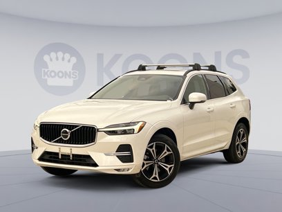 Certified 2022 Volvo XC60 B5 Momentum w/ Climate Package