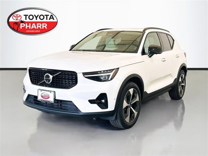 Used 2025 Volvo XC40 B5 Plus w/ Protection Package Premier