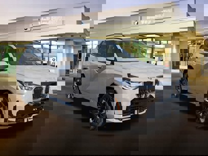 New 2025 BMW X3 xDrive30i w/ Premium Package