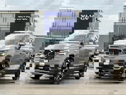 Certified 2022 Volvo XC40 T5 Inscription w/ Advanced Package