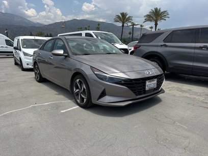 Used 2023 Hyundai Elantra SEL w/ Convenience Package