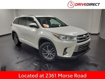 Used 2017 Toyota Highlander SE