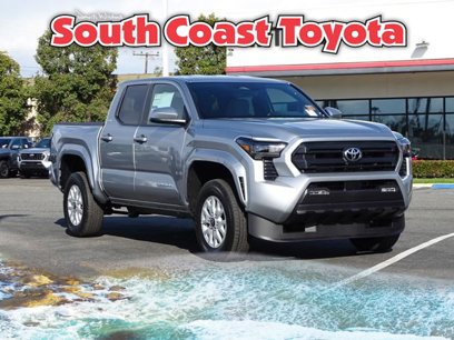 New 2025 Toyota Tacoma SR5