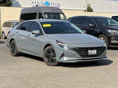 Used 2021 Hyundai Elantra SEL w/ Cargo Package