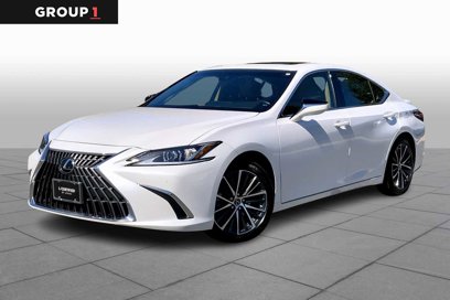 Used 2025 Lexus ES 350 w/ Premium Package