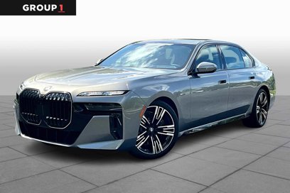 New 2025 BMW 760i xDrive w/ Executive Package
