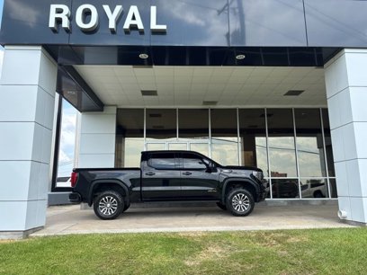 Used 2022 GMC Sierra 1500 AT4 w/ AT4 Premium Package