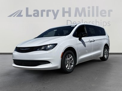 New 2025 Chrysler Voyager LX
