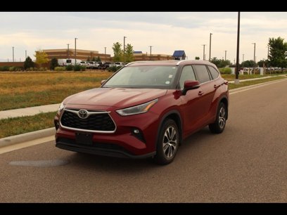Used 2021 Toyota Highlander XLE