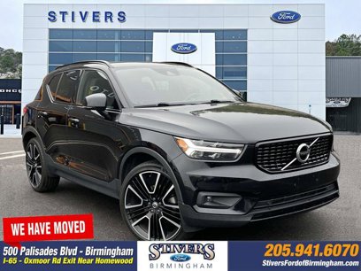 Used 2020 Volvo XC40 T5 R-Design