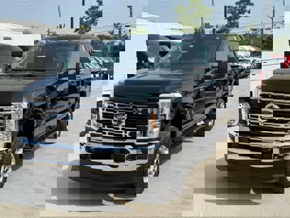 New 2025 Ford F350 XLT