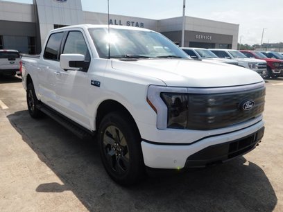 New 2025 Ford F150 Lightning Lariat