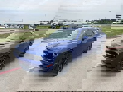 Used 2020 Dodge Challenger SXT w/ Blacktop Package