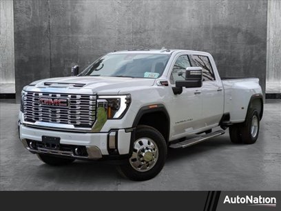 New 2025 GMC Sierra 3500 Denali w/ Technology Package
