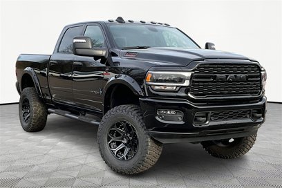 New 2024 RAM 2500 Big Horn w/ Night Edition