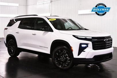 New 2025 Chevrolet Traverse LT w/ Midnight/Sport Edition