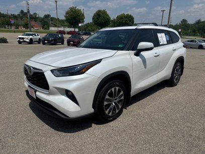 Used 2023 Toyota Highlander XLE