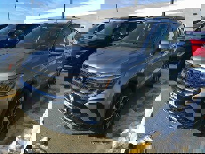 New 2024 Volkswagen Taos SE