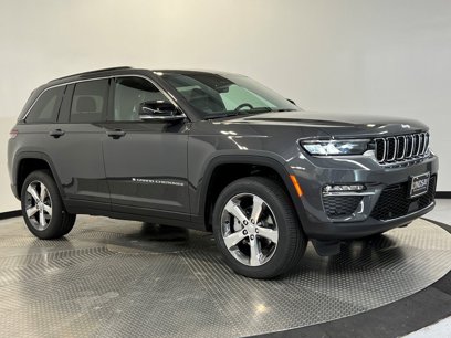 New 2025 Jeep Grand Cherokee Limited w/ Luxury Tech Group II