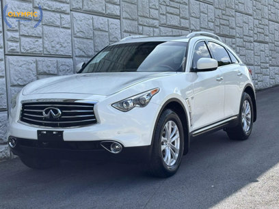 Used 2015 INFINITI QX70 3.7 w/ Premium Package