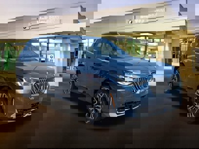 New 2025 BMW X3 xDrive30 w/ Premium Package
