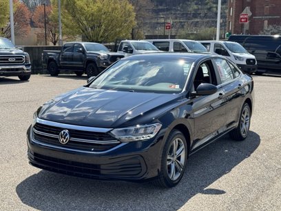 Used 2024 Volkswagen Jetta SE