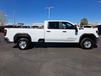 New 2025 GMC Sierra 2500 Pro