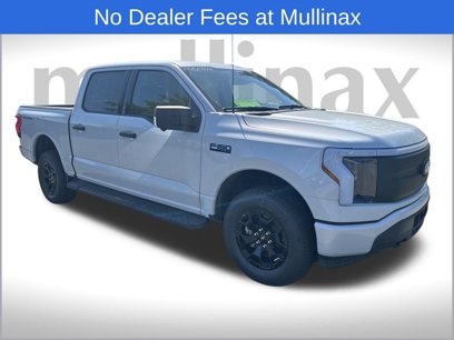New 2025 Ford F150 Lightning XLT w/ Max Trailer Tow Package