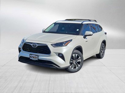 Used 2021 Toyota Highlander XLE