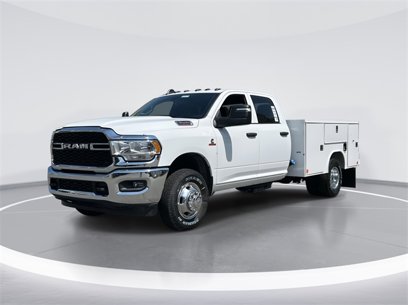 New 2024 RAM 3500 Tradesman w/ Chrome Appearance Group