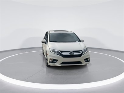 Used 2018 Honda Odyssey Elite