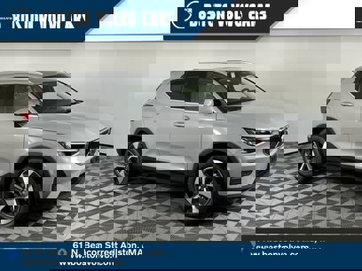 New 2025 Volvo XC40 B5 Core w/ Protection Package Premier