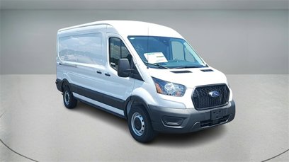 New 2025 Ford Transit 250 148 Medium Roof