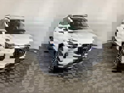 New 2025 Ford Escape SE w/ PHEV Premium Package