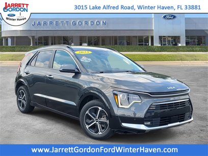 Used 2023 Kia Niro SX