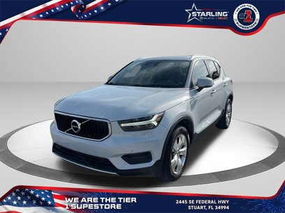 Used 2020 Volvo XC40 T4 Momentum w/ Protection Package Premier