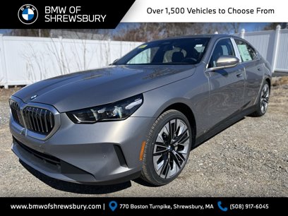 New 2025 BMW 530i xDrive w/ Premium Package