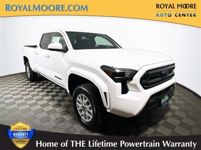 New 2025 Toyota Tacoma SR5