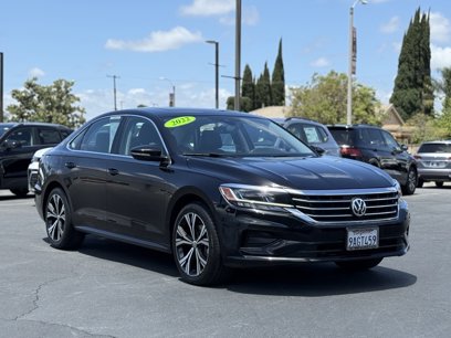 Used 2022 Volkswagen Passat 2.0T SE