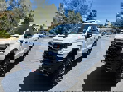 New 2025 Chevrolet Silverado 1500 ZR2 w/ Technology Package
