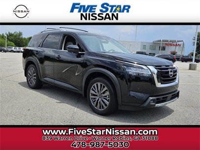 Used 2024 Nissan Pathfinder SL w/ SL Premium Package