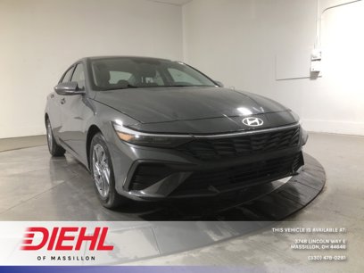 New 2025 Hyundai Elantra Blue