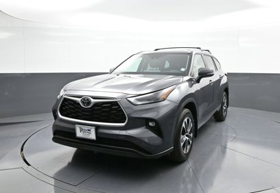 Certified 2024 Toyota Highlander XLE