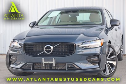 Used 2022 Volvo S60 B5 Momentum w/ Climate Package