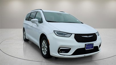 Used 2022 Chrysler Pacifica Touring-L
