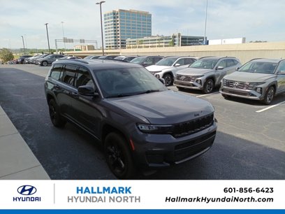 Used 2023 Jeep Grand Cherokee L Laredo
