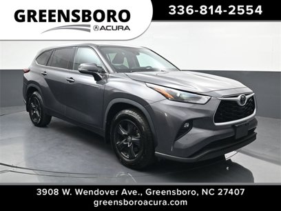 Used 2022 Toyota Highlander LE