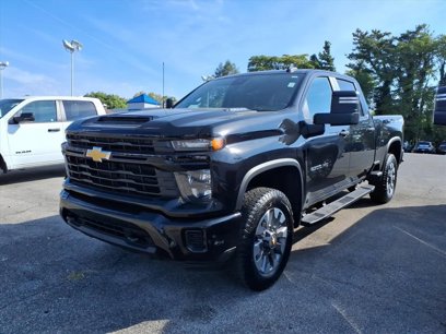 Used 2024 Chevrolet Silverado 2500 Custom w/ Custom Convenience Package