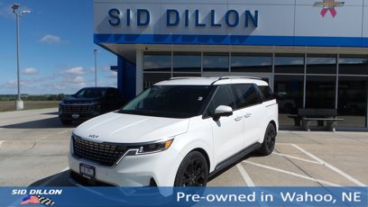 Used 2023 Kia Carnival SX
