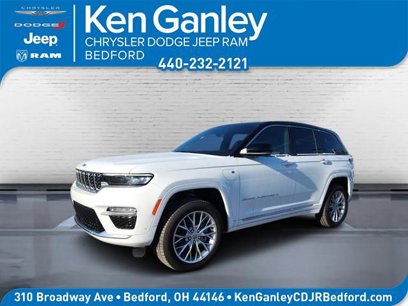 New 2023 Jeep Grand Cherokee Summit w/ Luxury Tech Group V